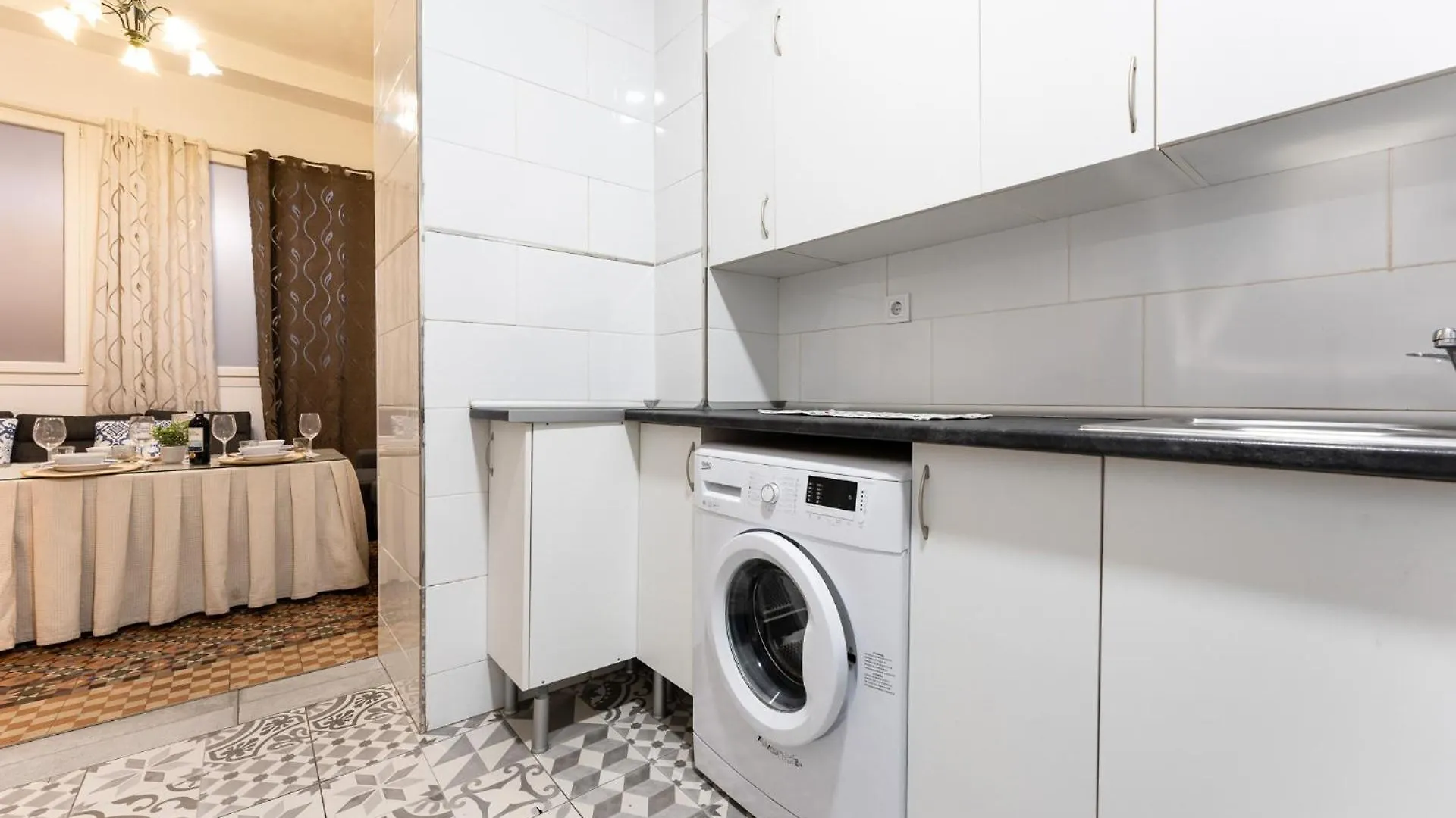 Malagasuite Premium City Center Διαμέρισμα